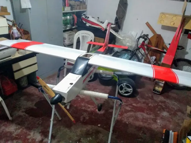 Aeromodelo Tractor