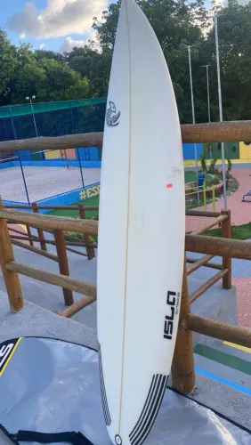 Vendo prancha de surf nova já com a capa