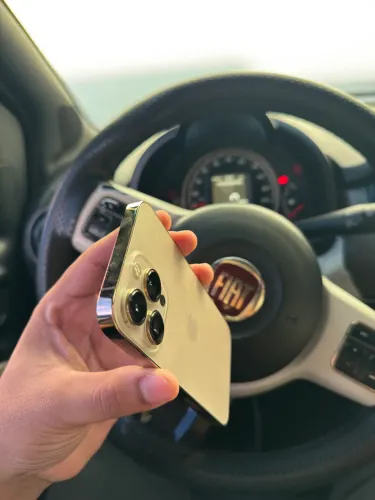 iPhone 13 Pro 128GB dourado