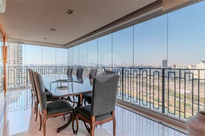Apartamento com 4 quartos à venda em Cidade jardim - SP
