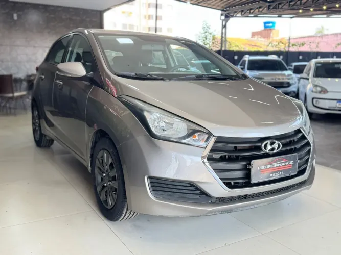 Hyundai HB20S Comfort Plus 1.0 Flex 12V Mec. 2018