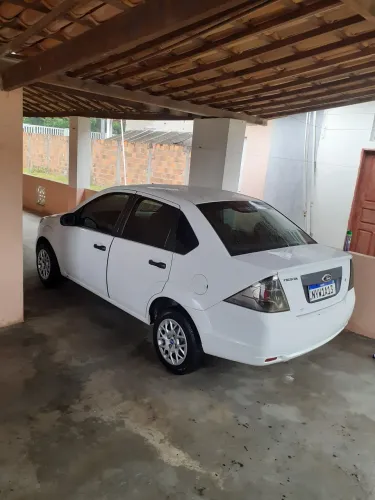 Ford Fiesta Sedan 1.0 8V Flex 4P 2011