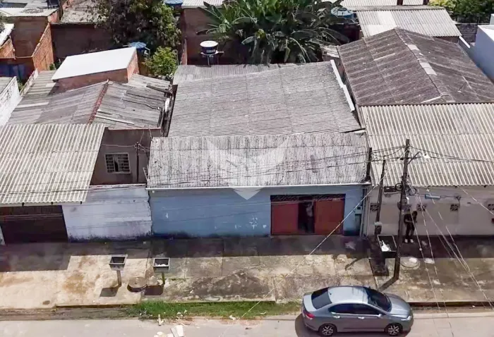 CASA A VENDA NO BAIRRO JK ZONA LESTE (NÃO FINANCIA)