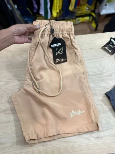 Shorts esportivo para seu uso diário Tactel com elastano 
