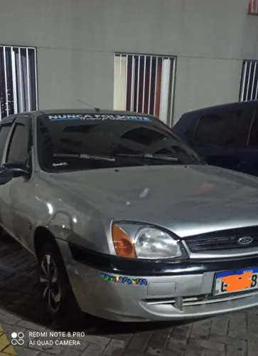 Ford Fiesta Class 1.0 4P 2000