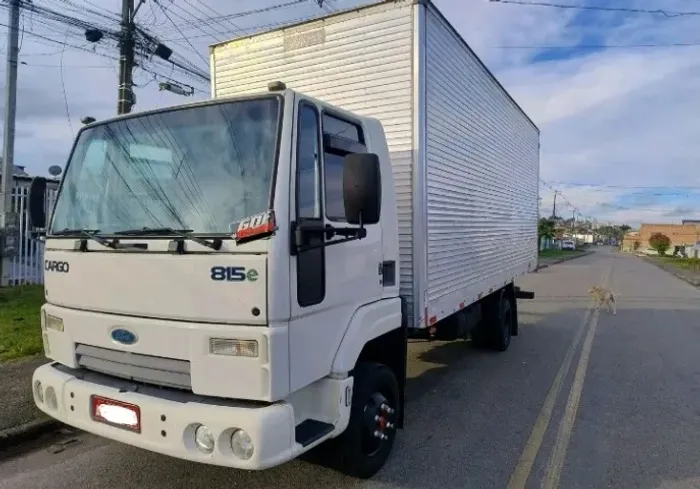 FORD CARGO 815E 2010