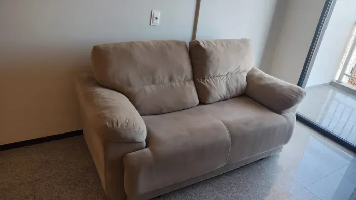 Sofá dois lugares