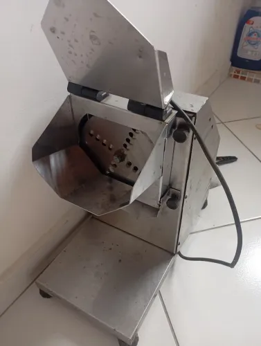 Ralador de frios elétrico