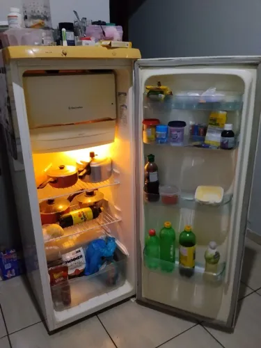 Vendo geladeira