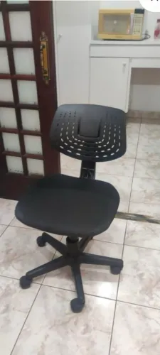 Cadeira giratória secretária