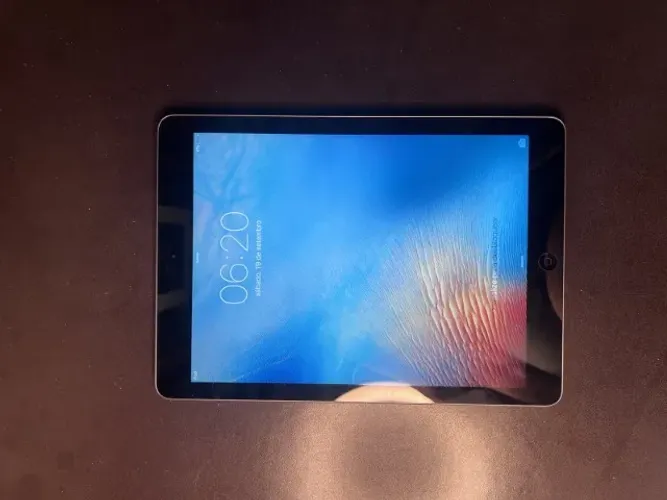 iPad Air 1ª Geração 16GB Wi-Fi Cinza Espacial