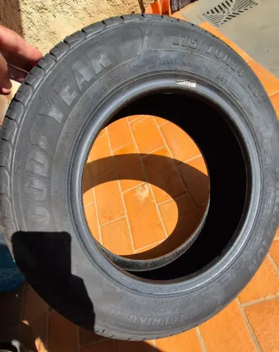 Pneu aro 14 Goodyear