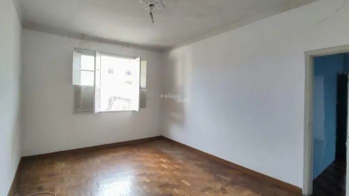 Oportunidade - Apartamento para ALUGAR no Floresta 3 quartos
