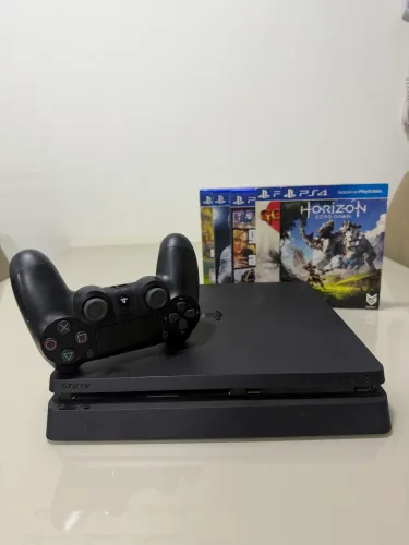 PS4 Slim Completo com 1 Controle e 5 Jogos - Pronto para Jogar