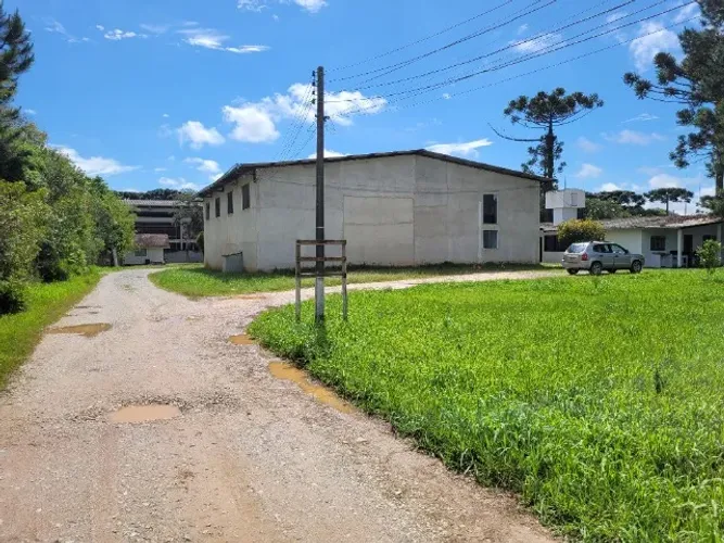 Barracão 800 m2 próximo trevo do Atuba - Colombo