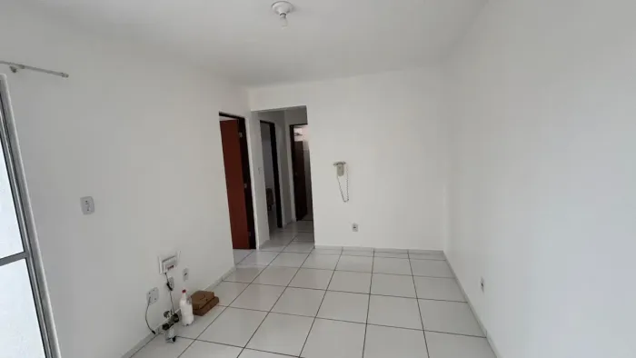 Alugo Apartamento no condomínio Residence Led II
