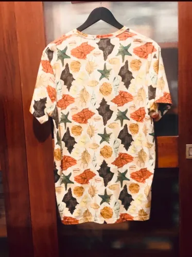 Camiseta colcci nova TAM P meio grande