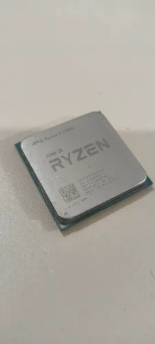 VENDO/TROCO PROCESSO RYZEN 3 3200G