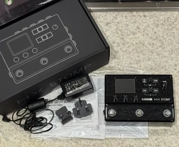 Line 6 - HX Stomp Black