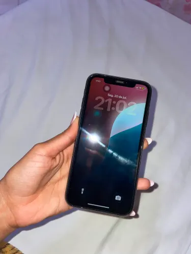 iPhone 11 à Venda - Excelente Estado!