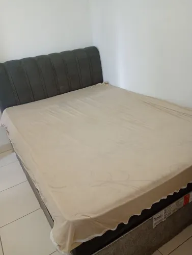 Cama de casal (venda ou troca)