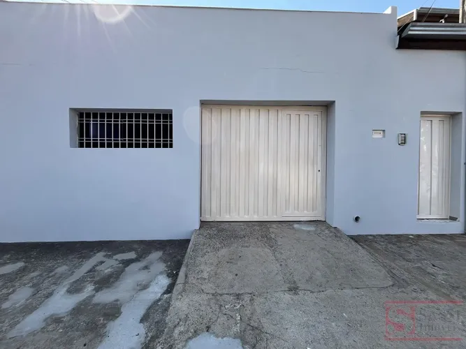 Casa em JARDIM SANTA CECILIA