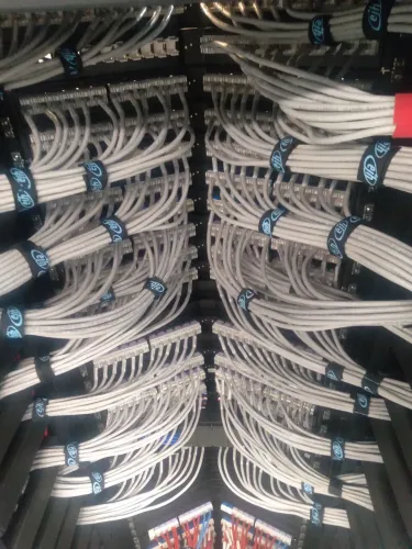 Parceria para Instalações de Tecnologia