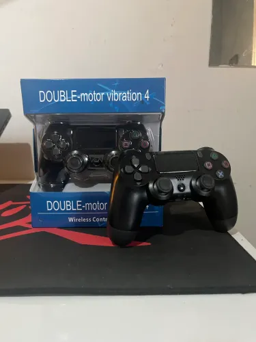 Manete de PS4 lacrada