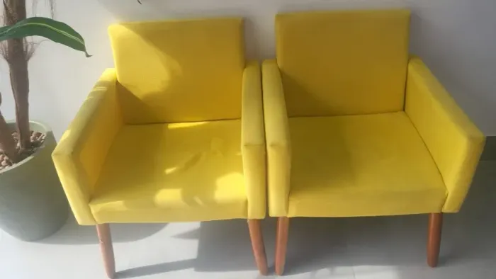 CONJUNTO POLTRONAS RECEPÇÃO