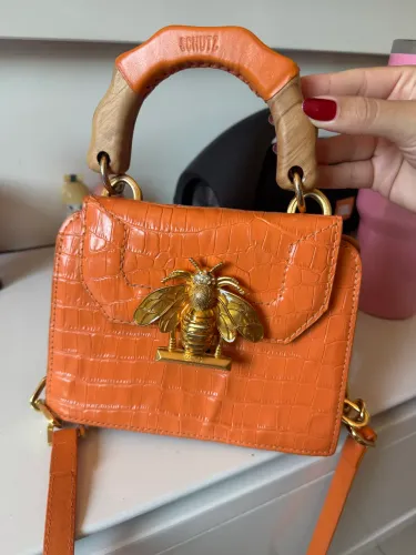Bolsa Tiracolo Pequena Believe Bright Croco Laranja