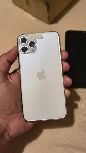 iPhone 11 Pro para peças