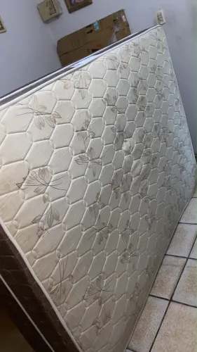 Cama box a venda