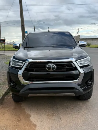 Toyota Hilux CD SRX 4X4 2.8 TDI 16V Diesel Aut. 2023