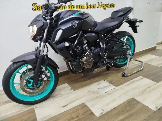 YAMAHA MT 07 ABS
