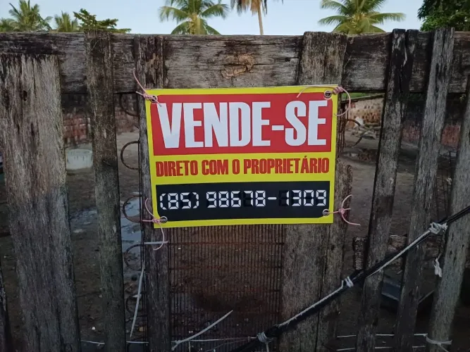 Vendo terreno na Caucaia bairro Guajiru N° 473