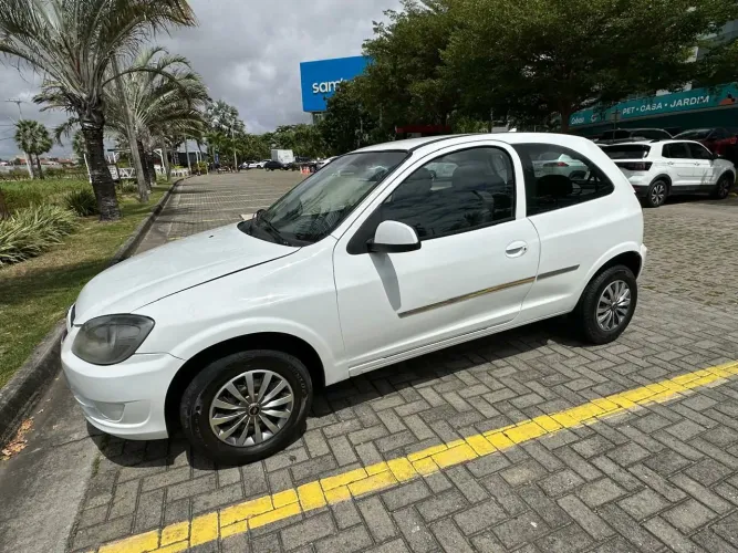Chevrolet Celta Life/ LS 1.0 MPFI 8V Flexpower 3P 2013