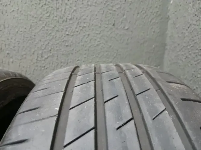 Pneu 205/45R18