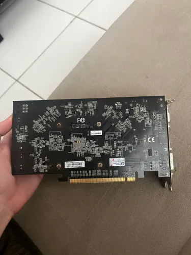 Placa de vídeo GeForce nvdia 9800 GT