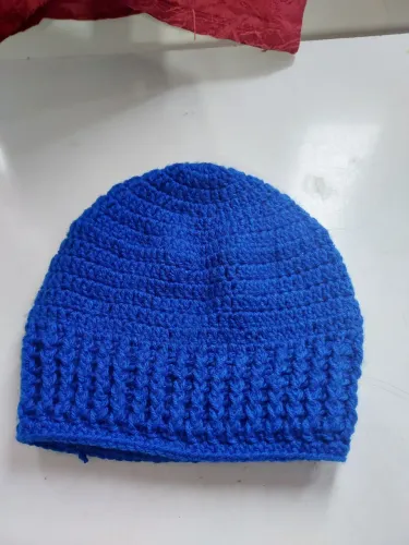 Toucas feito a mão em croche