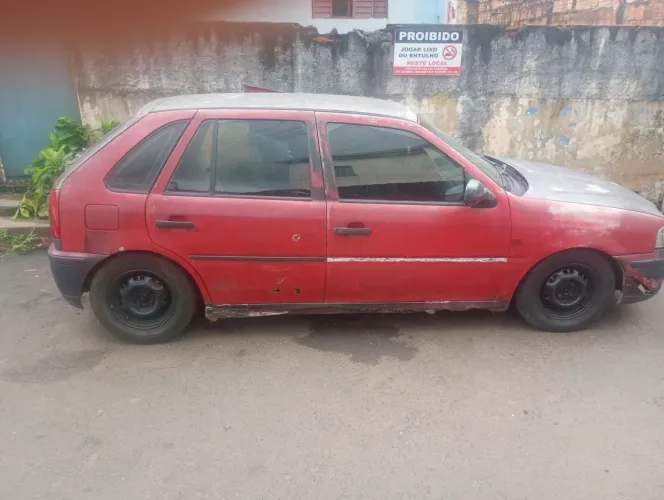 Volkswagen Gol Geração III Plus 1.0 MI 16V Gasolina Mec. 4P 2001