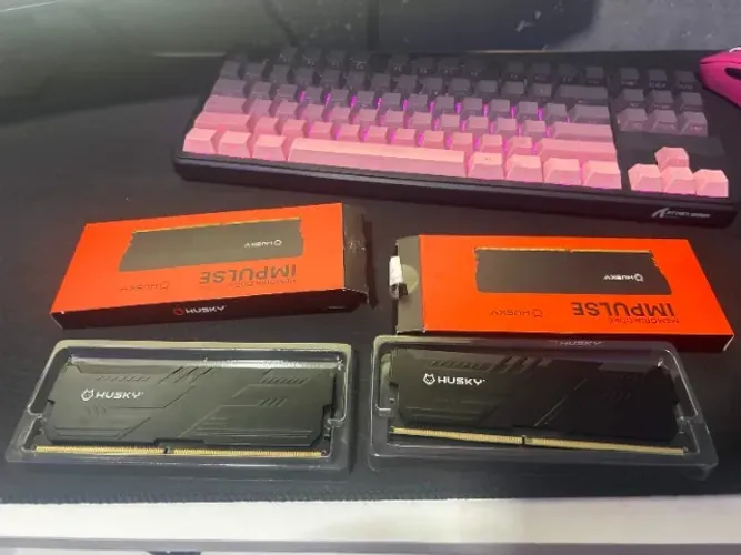 Memoria ram husky 8gb ( 2 PENTES )
