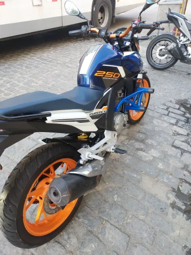 Cb twister edição limitada 