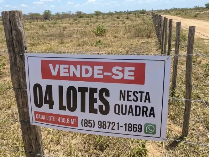 Vende-se placa de sinalizar terreno à venda!