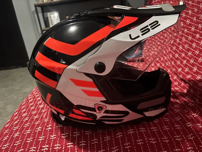 CAPACETES SHARK, AGV, LS2, JAQUETA LS2