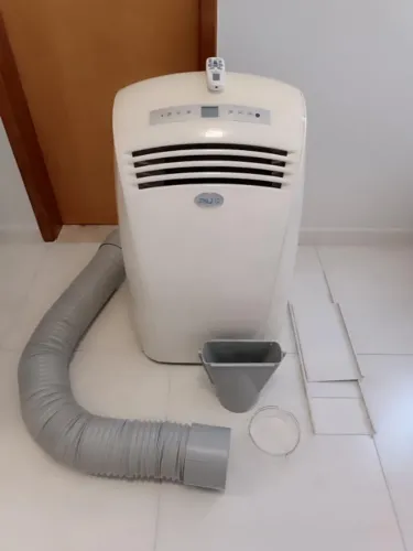 Ar-Condicionado Portátil Olimpia Splendid Piú 12000 BTUs 110V-Excelente Estado (Completo)