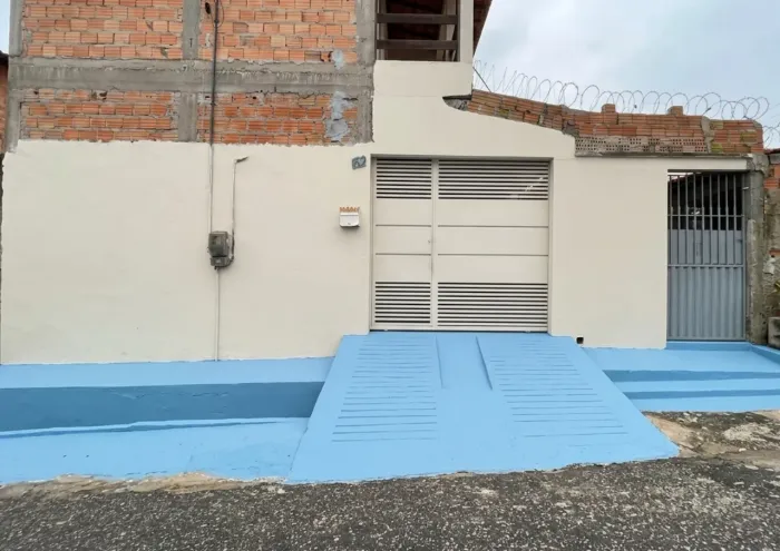 Casa próximo à escola jalile (São Tomé)