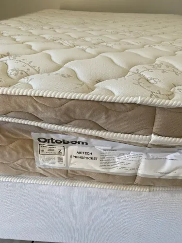 VENDO CAMA BOX CASAL COM COLCHÃO ORTOBOM - 3 MESES DE USO 