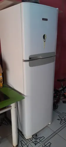 Geladeira electrolux