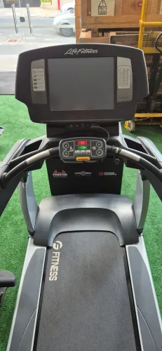 Esteira lifefitness 95T