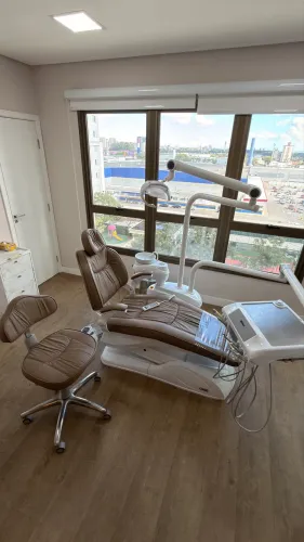 Cadeira odontológica Olsen Logic com massagear